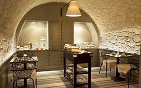 Hotel Therese Paris